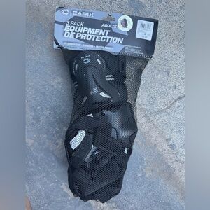 Capix Sports Line Adult Pad Set Black Protective Gear